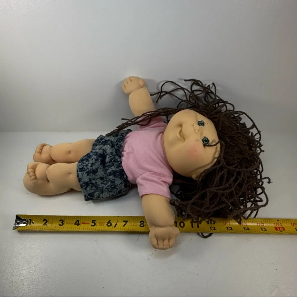 CABBAGE PATCH KID DOLL HASBRO girl  CRIMP N CURL BROWN‎ HAIR  Unique VTG.